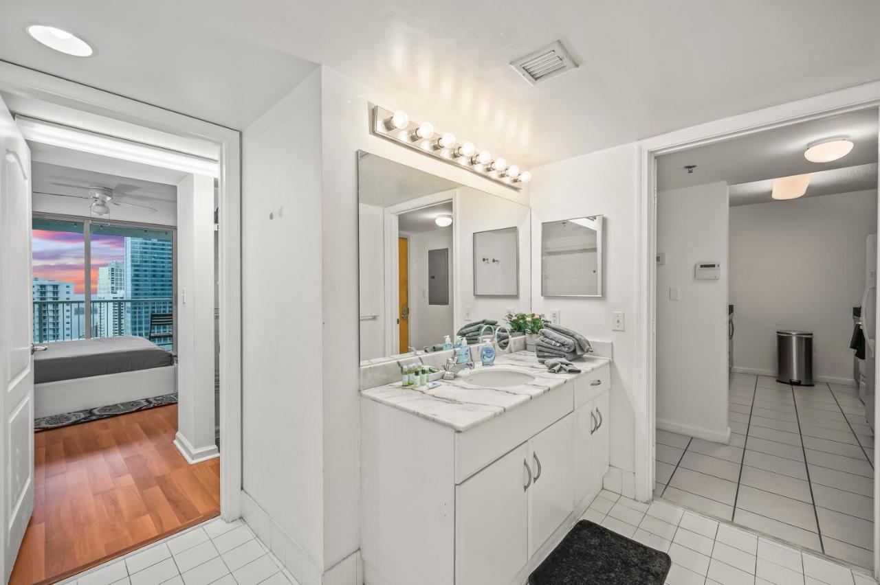Luxurious 1Br High Rise Condo Brickell-Free Parking Miami Luaran gambar